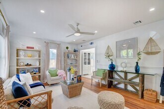 1128 N L St in Lake Worth Beach, FL - Foto de edificio - Building Photo