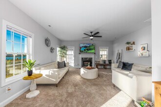 1024 Loretta Ln in New Bern, NC - Building Photo - Building Photo