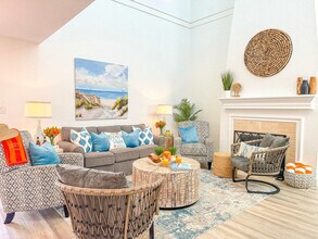 930 Gulf Shore Dr in Destin, FL - Building Photo - Building Photo