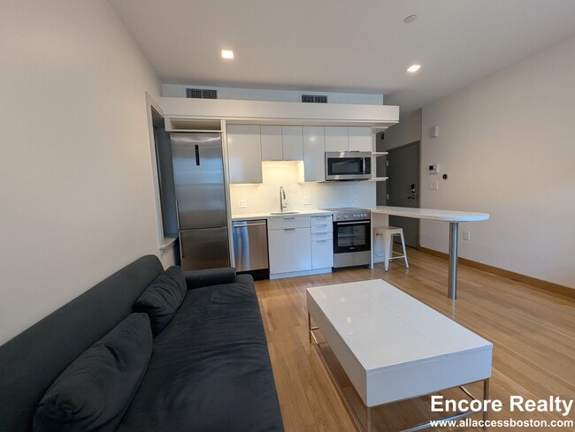 property at 115 Mt Auburn St