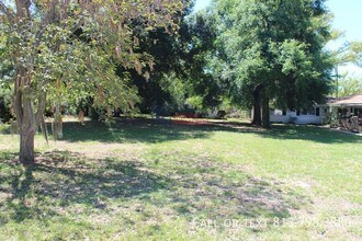 621 Sunset Dr in Brandon, FL - Building Photo - Building Photo