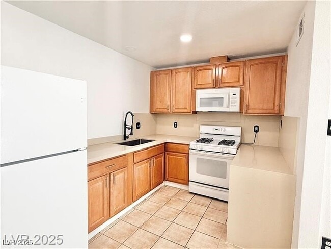 3209 El Morro Ave in Las Vegas, NV - Foto de edificio - Building Photo