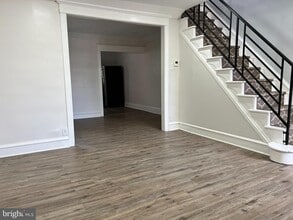 6909 Rodney St in Philadelphia, PA - Building Photo - Building Photo