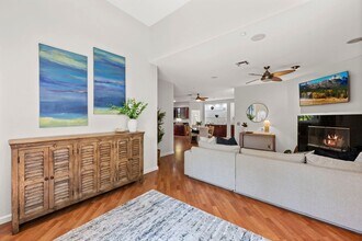 210 N Stage Coach Ln in Fallbrook, CA - Building Photo - Building Photo