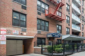 Sheila Terrace in Jackson Heights, NY - Building Photo - Building Photo