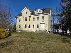 284 School St, Unit 1 in Whitman, MA - Building Photo