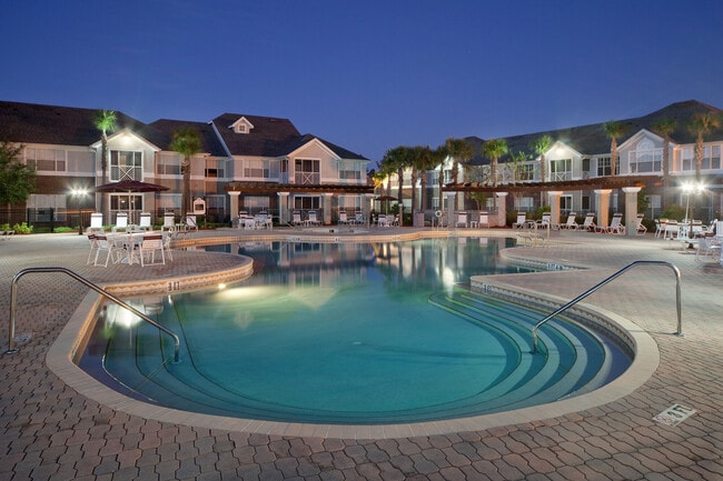 Heritage Estates – Center Square in Orlando, FL - Building Photo - Building Photo