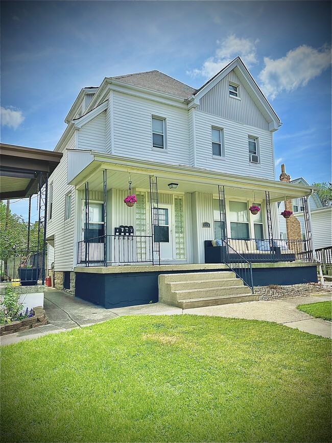 4530 Lafayette Avenue