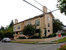 Green Lake Townhouses Apartments