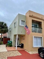 1149 NW 126th Pl in Miami, FL - Building Photo