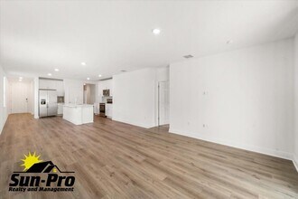 178 Pitching Wedge Dr in Daytona Beach, FL - Building Photo - Building Photo