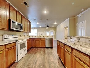 608 Denali Dr in Arlington, TX - Building Photo - Building Photo