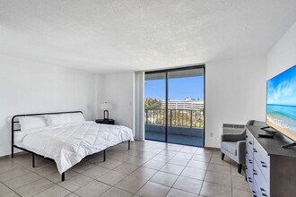 777 NW 155th Ln, Unit SI ID1504059P in Miami, FL - Foto de edificio - Building Photo