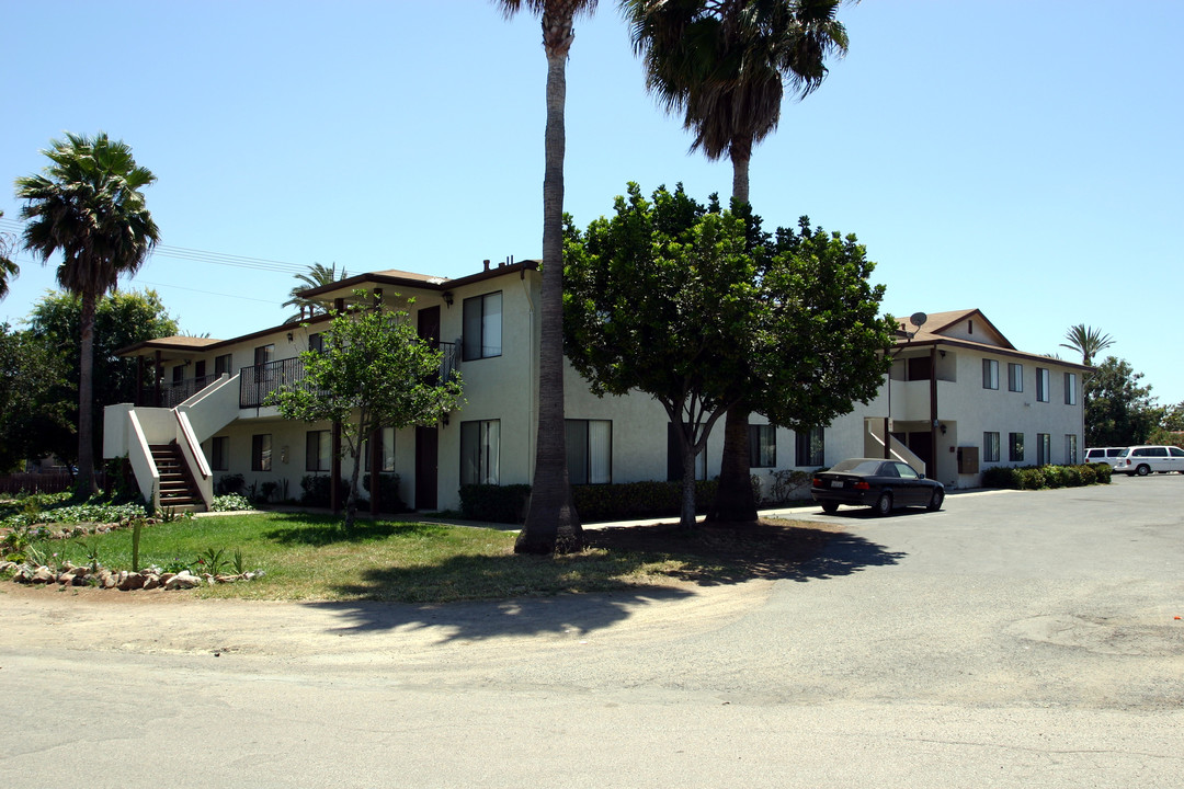 8965 Switzer Dr in Spring Valley, CA - Building Photo