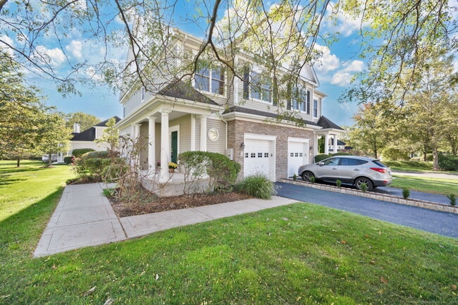 property at 32 Bay Hill Dr