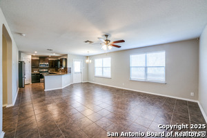 13827 Sonora Valley in San Antonio, TX - Foto de edificio - Building Photo