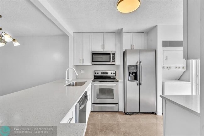 922 Banks Rd in Coconut Creek, FL - Building Photo - Building Photo