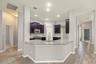 13011 Thorn Valley Ct in Tomball, TX - Building Photo - Building Photo