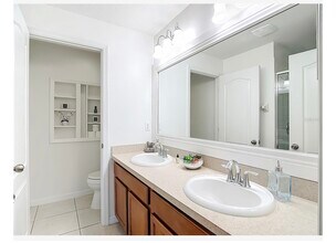 4194 Winding Vine Dr in Lakeland, FL - Building Photo - Building Photo
