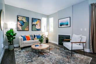 Octave Apartments in Las Vegas, NV - Foto de edificio - Building Photo