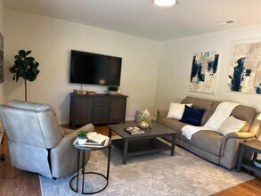 2172 La Salle Dr in Walnut Creek, CA - Building Photo - Building Photo