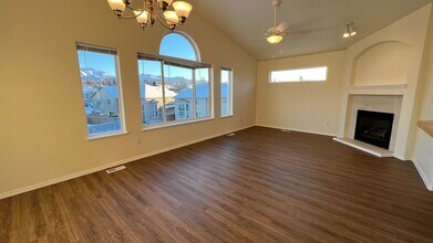 259 Whisper Ridge Cir in Anchorage, AK - Building Photo - Building Photo