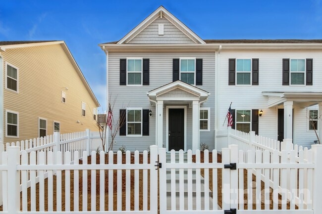 property at 8 Beautyberry St