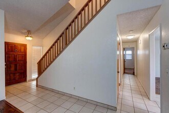 2768 Saratoga Ave in Merced, CA - Building Photo - Building Photo