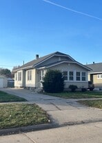 2505 Ave F in Council Bluffs, IA - Building Photo