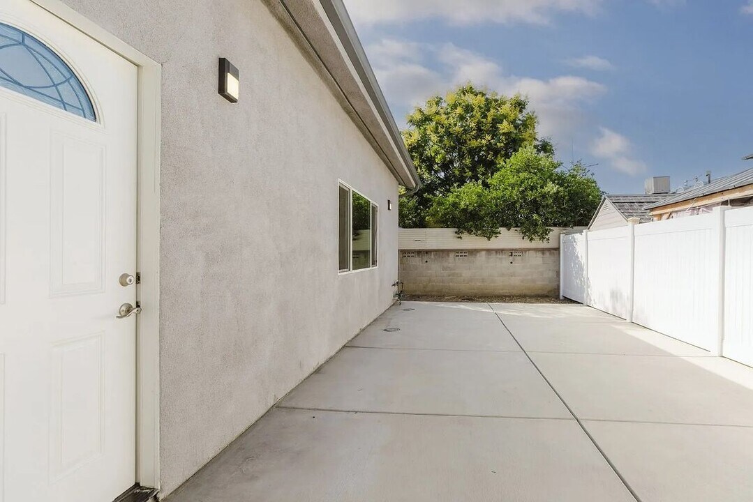 9958 Marklein Ave in Los Angeles, CA - Building Photo