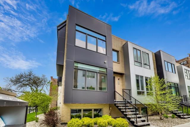 6115 S University Ave in Chicago, IL - Building Photo