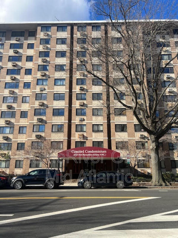 1816 New Hampshire Ave NW in Washington, DC - Building Photo - Building Photo