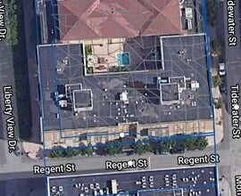 The Sutton at Liberty Harbor in Jersey City, NJ - Foto de edificio - Building Photo