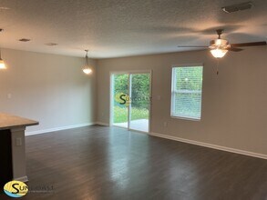 7323 Richardson Rd in Jacksonville, FL - Building Photo - Building Photo