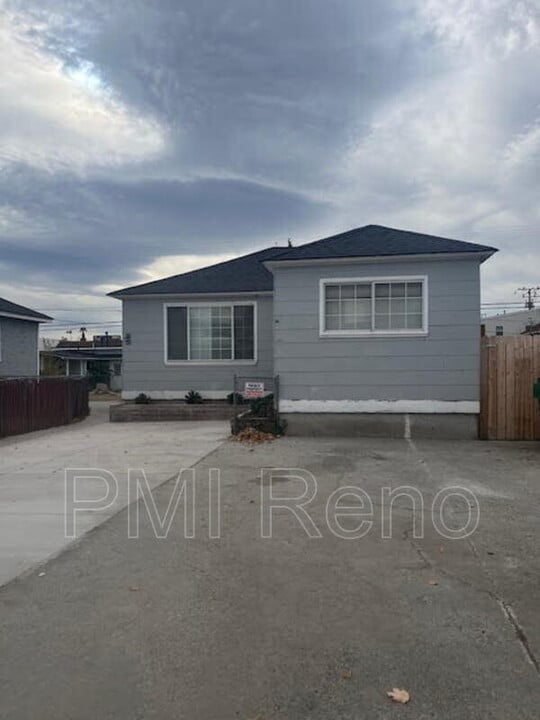 614 Kuenzli St in Reno, NV - Building Photo