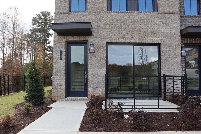 692 Urban Grange Wy in Suwanee, GA - Building Photo - Building Photo