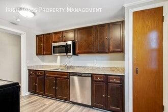 880 Millersport Hwy in Buffalo, NY - Building Photo - Building Photo