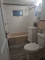 1662 Saint Agnes Ave, Unit 1ST FLOOR in Utica, NY - Building Photo