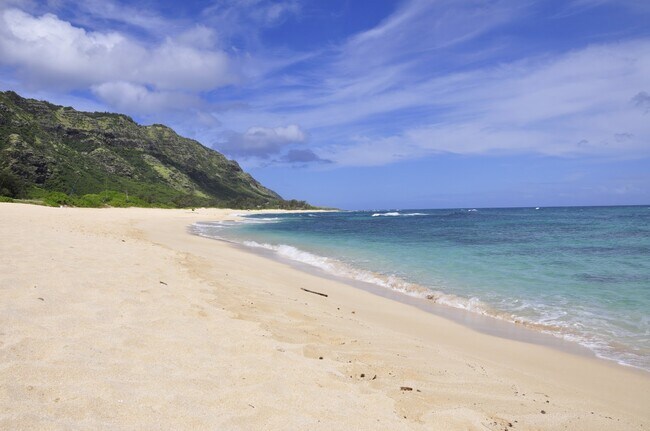 68-434-434 Farrington Hwy in Waialua, HI - Building Photo - Building Photo