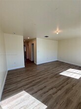 1021 NW 5th Ave in Florida City, FL - Building Photo - Building Photo