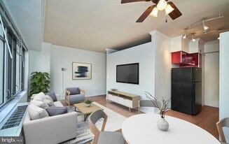 1711 Massachusetts Ave NW, Unit 623 in Washington, DC - Building Photo