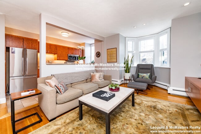 86 E Brookline St, Unit 3