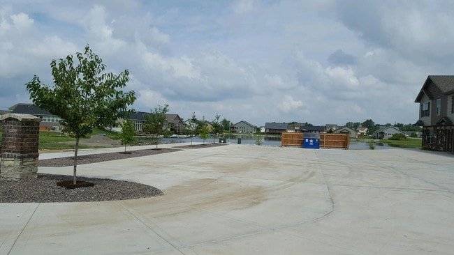 10557 Ellis Rd in Saint Jacob, IL - Building Photo - Building Photo