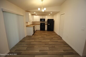 1825 Tulane Ave SE in Palm Bay, FL - Building Photo - Building Photo