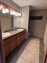 10805 Lincoln Hwy E in New Haven, IN - Building Photo - Building Photo