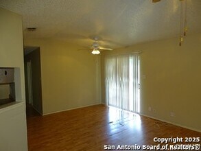 5931 Sunrise Vlg in San Antonio, TX - Building Photo - Building Photo
