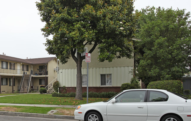 14 Bonita St in Arcadia, CA - Foto de edificio - Building Photo