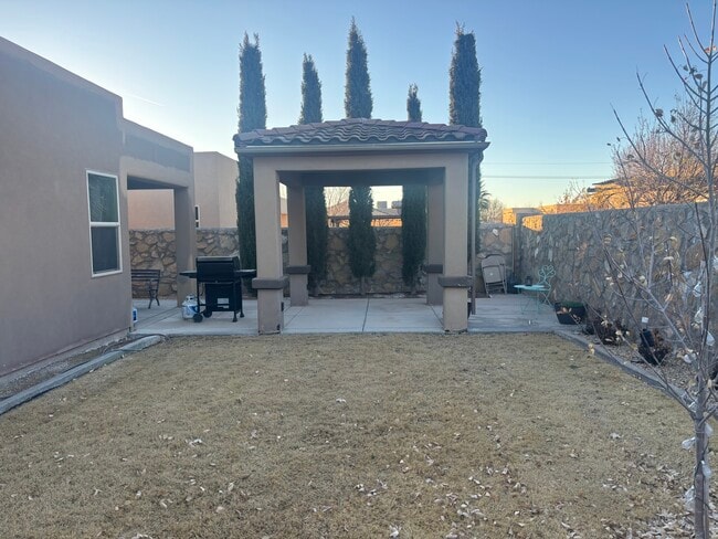 property at 3613 Santa Sabina Ave