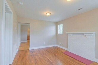 2100 Dodson Ave in Knoxville, TN - Building Photo - Building Photo