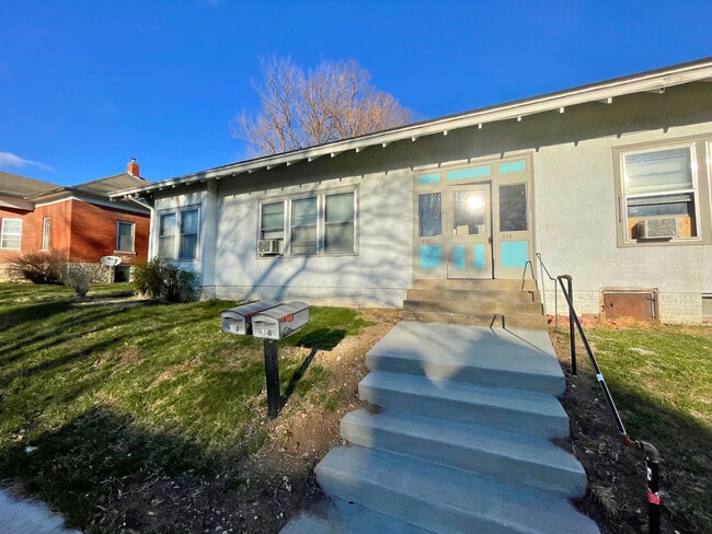 property at 416 N 7th St